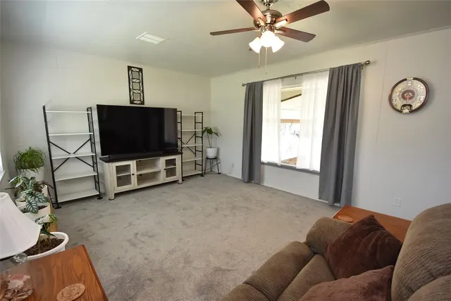 Photo 7 — 1612 Foster Avenue, Seminole, OK 74868