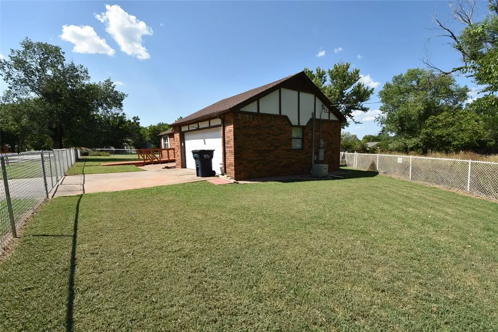 Photo 42 — 1612 Foster Avenue, Seminole, OK 74868