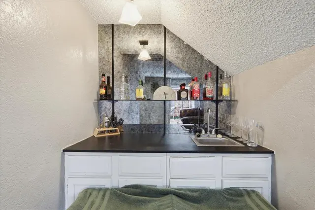Photo 8 — 1312 Pennington Avenue 1312, 1314, Edmond, OK 73012