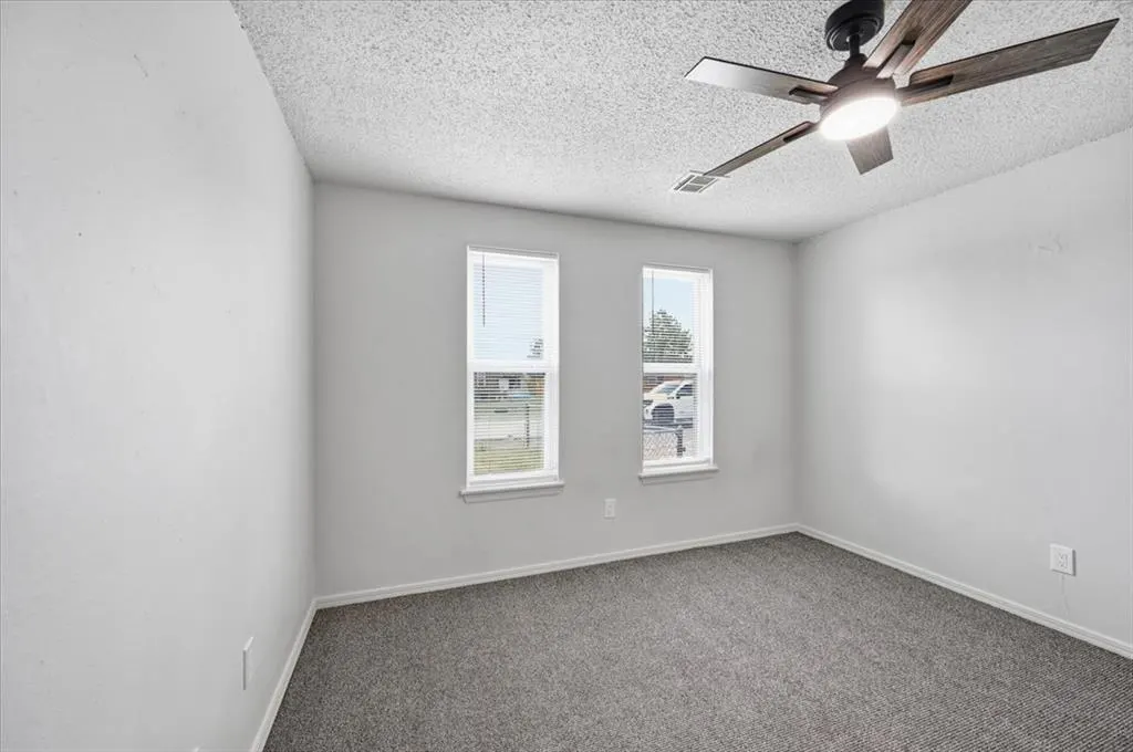 Photo 16 — 119 Windsor Road, Chickasha, OK 73018