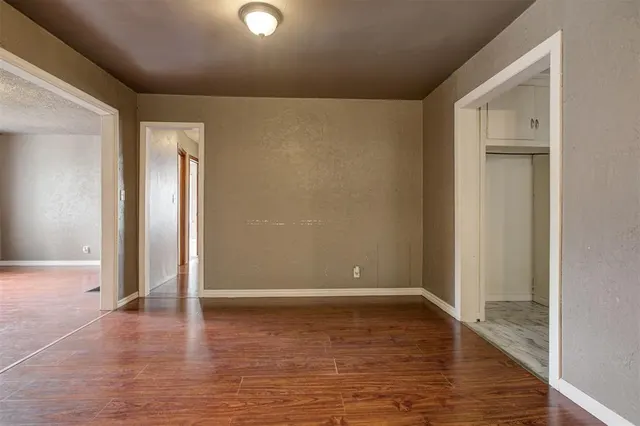 Photo 7 — 528 SW 48th Street, Oklahoma City, OK 73109
