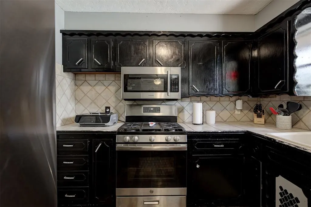Photo 17 — 125 SW 11th Street, Moore, OK 73160