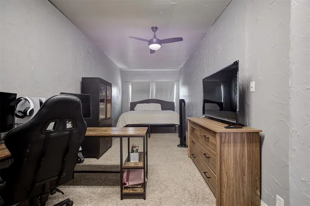 Photo 19 — 125 SW 11th Street, Moore, OK 73160