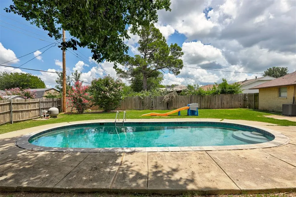 Photo 41 — 125 SW 11th Street, Moore, OK 73160