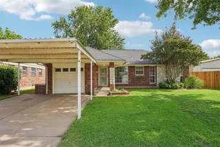 Sold home at 1013 NW 5th Street