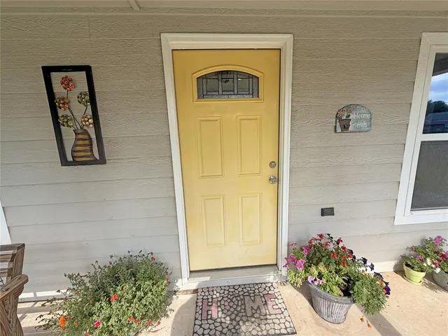 Photo 2 — 522 S Wilson Avenue, El Reno, OK 73036