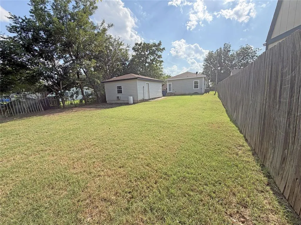 Photo 23 — 522 S Wilson Avenue, El Reno, OK 73036