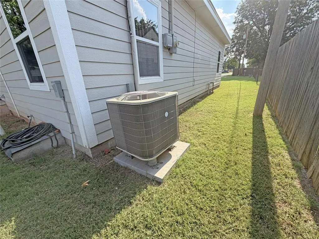 Photo 24 — 522 S Wilson Avenue, El Reno, OK 73036