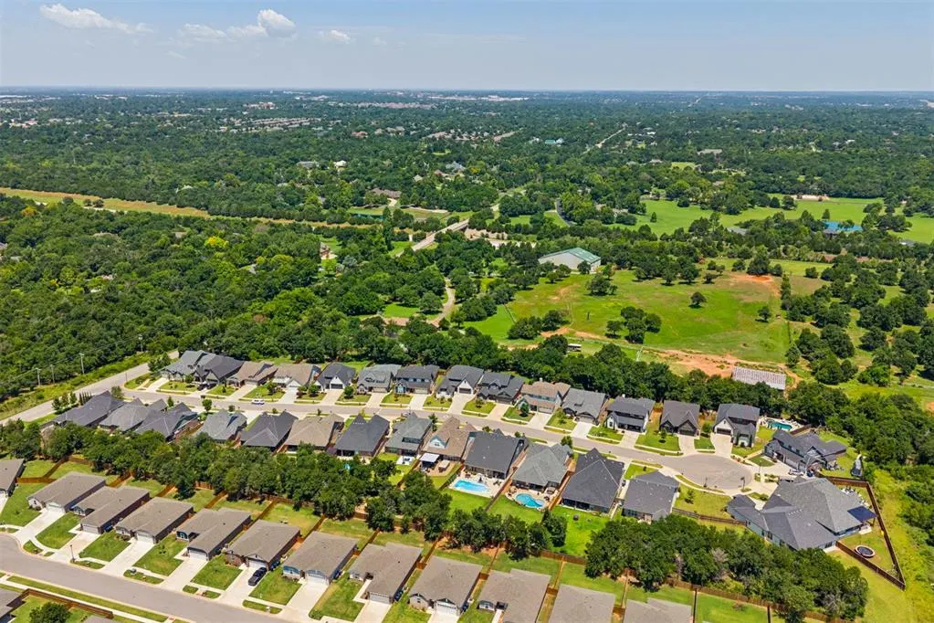 Photo 48 — 4321 NE 125th Court, Edmond, OK 73013