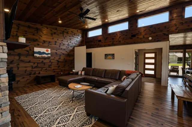 Photo 6 — 18 Hickory Springs Trail, Broken Bow, OK 74728