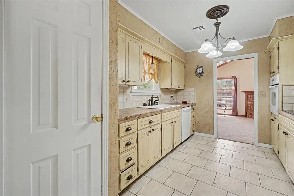 Photo 15 — 101 E Dogwood Street, Hobart, OK 73651