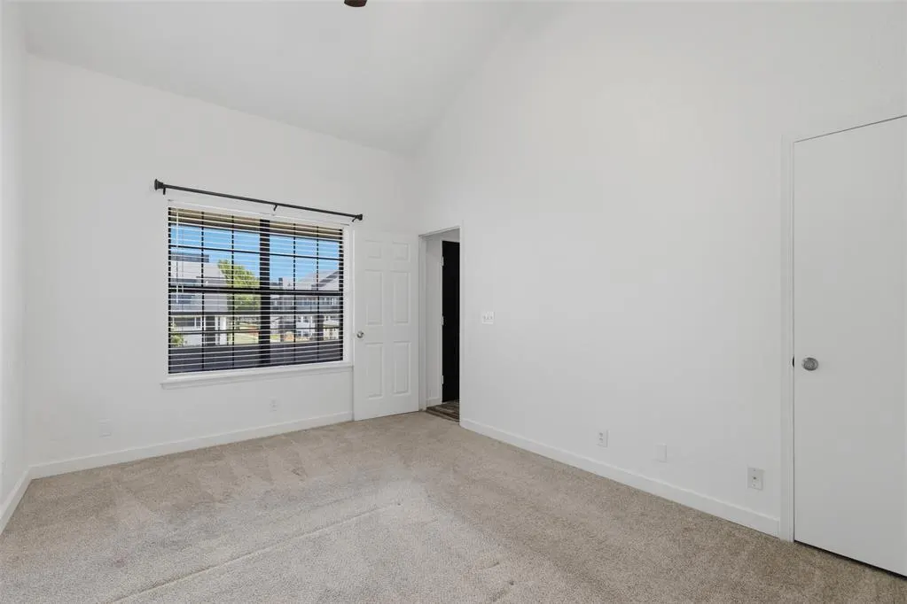 Photo 15 — 11140 Stratford Drive 605, Oklahoma City, OK 73120