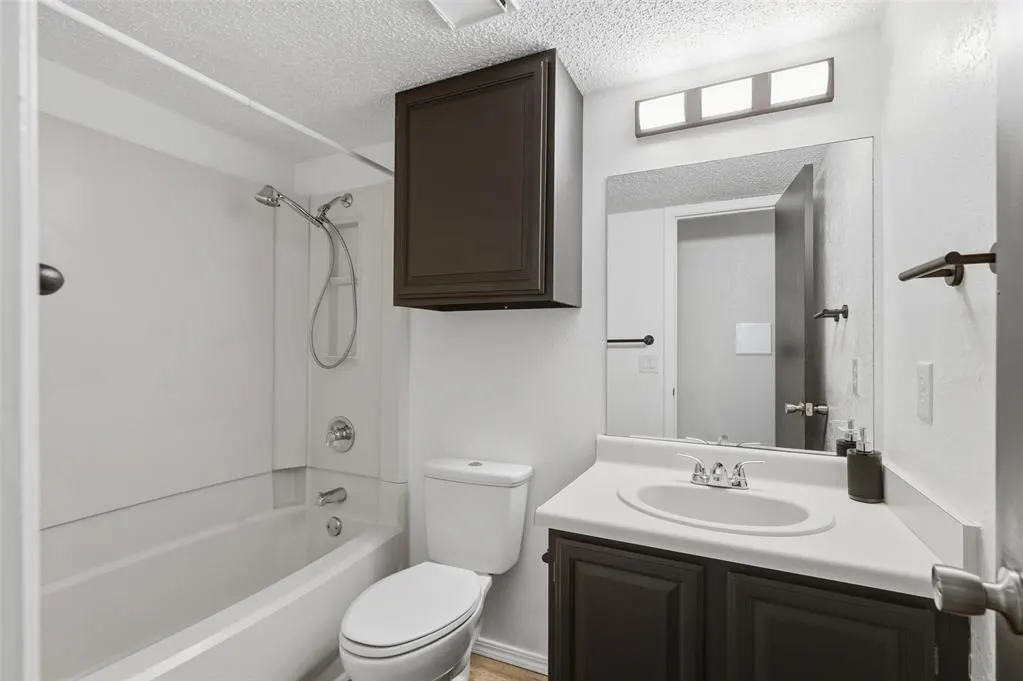 Photo 22 — 11140 Stratford Drive 605, Oklahoma City, OK 73120