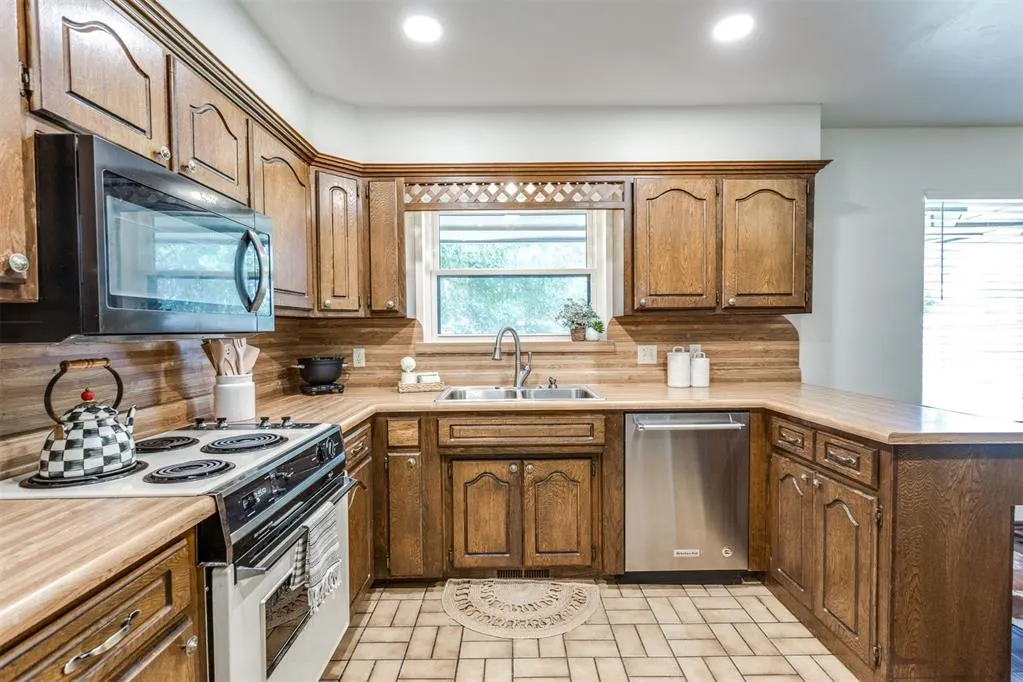 Photo 19 — 1305 Sylvan Sand Avenue, Yukon, OK 73099