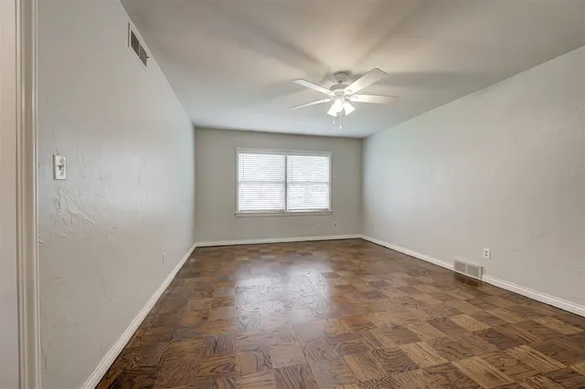 Photo 4 — 2605 Keats Place, Oklahoma City, OK 73120