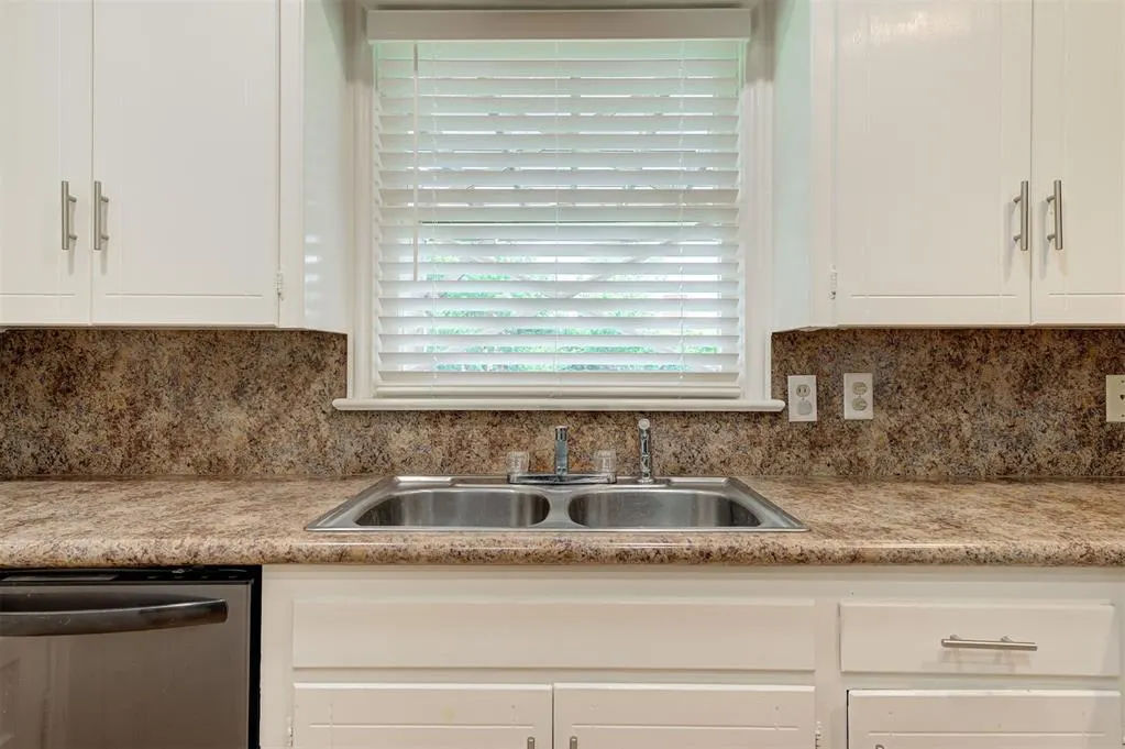 Photo 17 — 2605 Keats Place, Oklahoma City, OK 73120