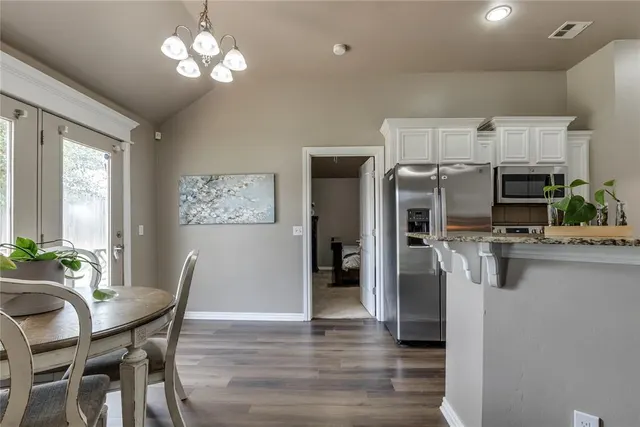 Photo 8 — 700 Dana Drive, Yukon, OK 73099