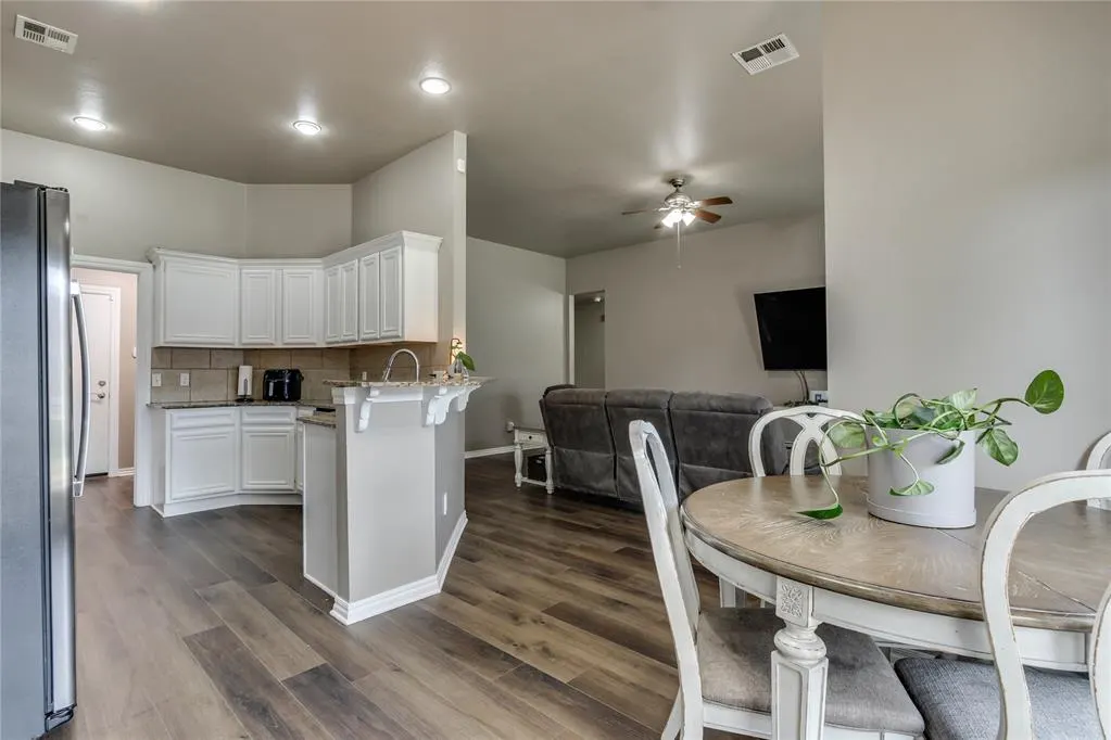 Photo 10 — 700 Dana Drive, Yukon, OK 73099