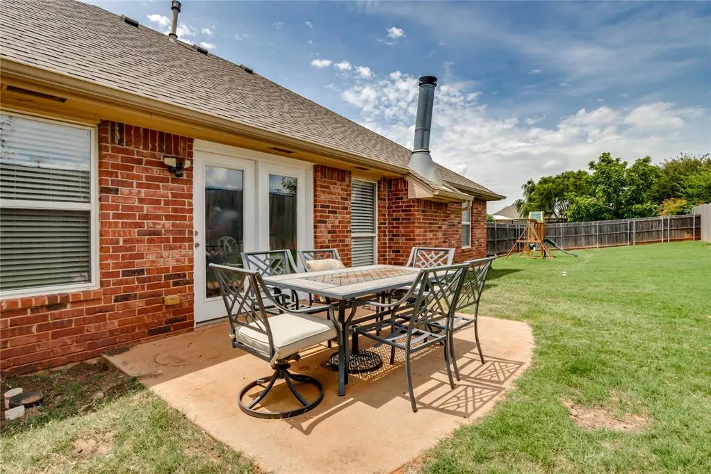 Photo 32 — 700 Dana Drive, Yukon, OK 73099
