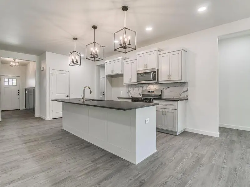 Photo 4 — 1213 SW 23rd Street, Oklahoma City, OK 73109