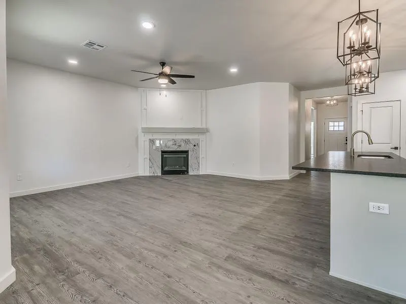 Photo 6 — 1213 SW 23rd Street, Oklahoma City, OK 73109
