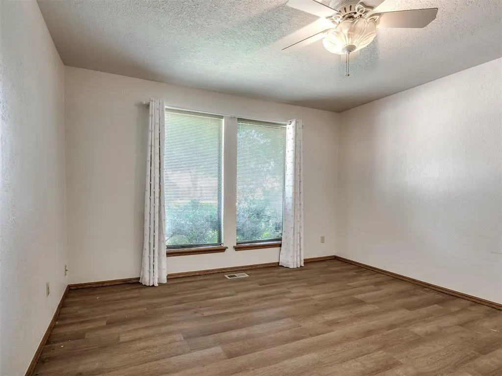 Photo 15 — 1111 Robin Hood Lane, Norman, OK 73072