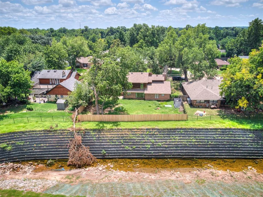 Photo 25 — 1111 Robin Hood Lane, Norman, OK 73072
