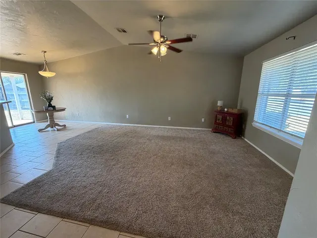 Photo 6 — 12288 SW 11th Street, Yukon, OK 73099