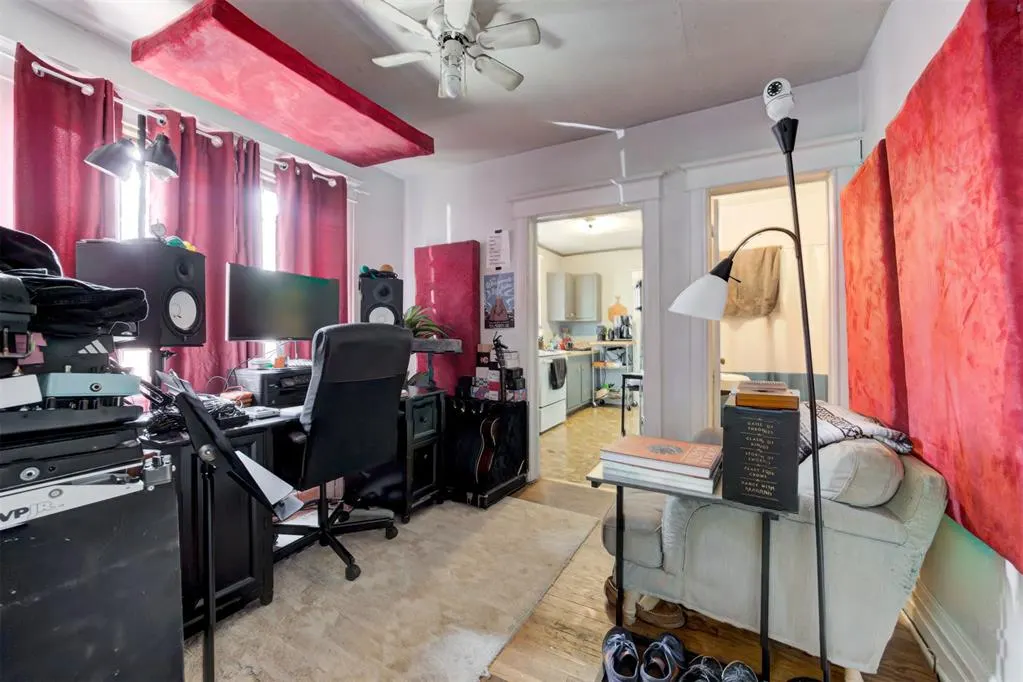 Photo 5 — 824 W Symmes Street, Norman, OK 73069