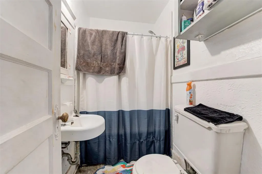 Photo 6 — 824 W Symmes Street, Norman, OK 73069