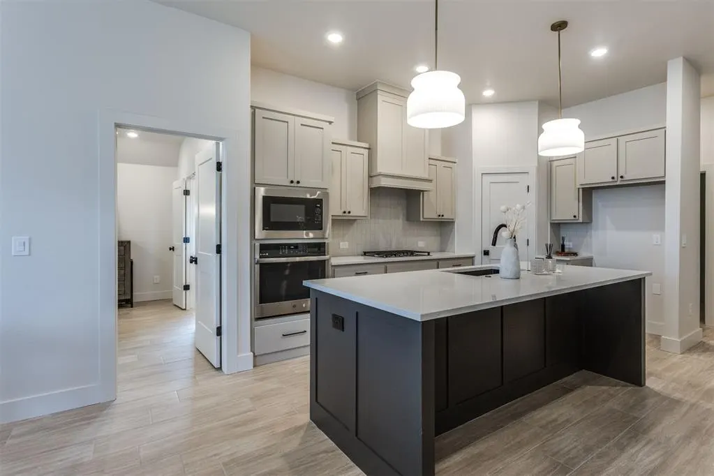 Photo 9 — 2900 River Birch Lane, Yukon, OK 73099