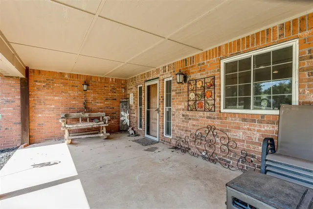 Photo 4 — 1901 S Country Club Road, Newcastle, OK 73065