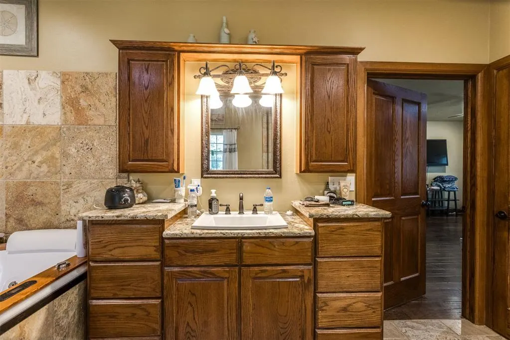 Photo 23 — 1901 S Country Club Road, Newcastle, OK 73065