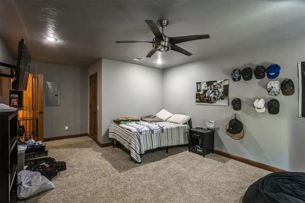 Photo 31 — 1901 S Country Club Road, Newcastle, OK 73065