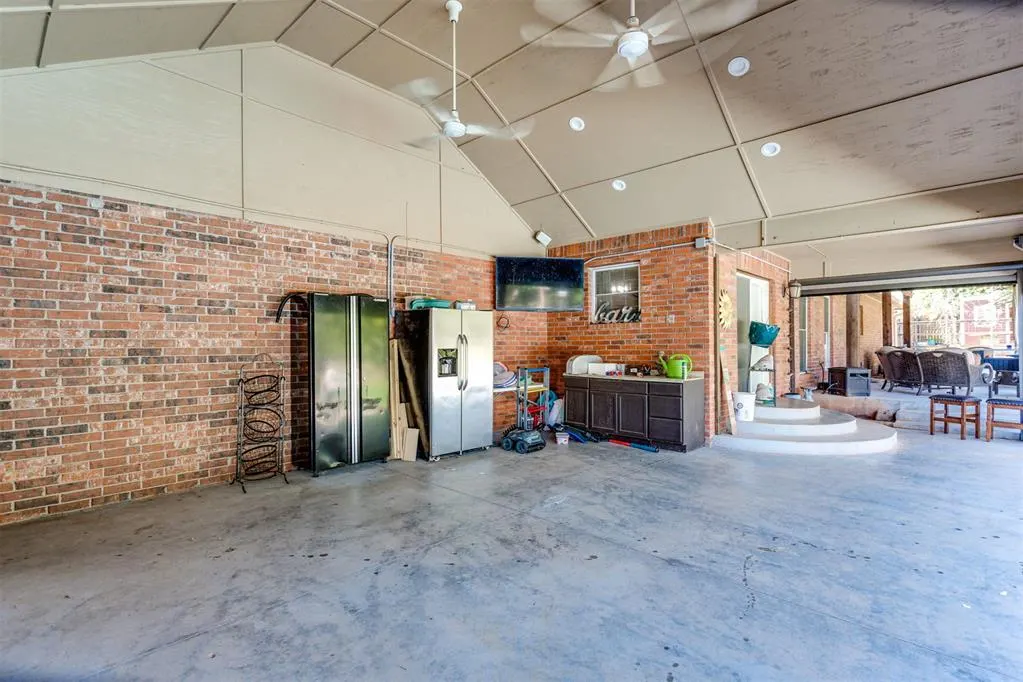 Photo 36 — 1901 S Country Club Road, Newcastle, OK 73065