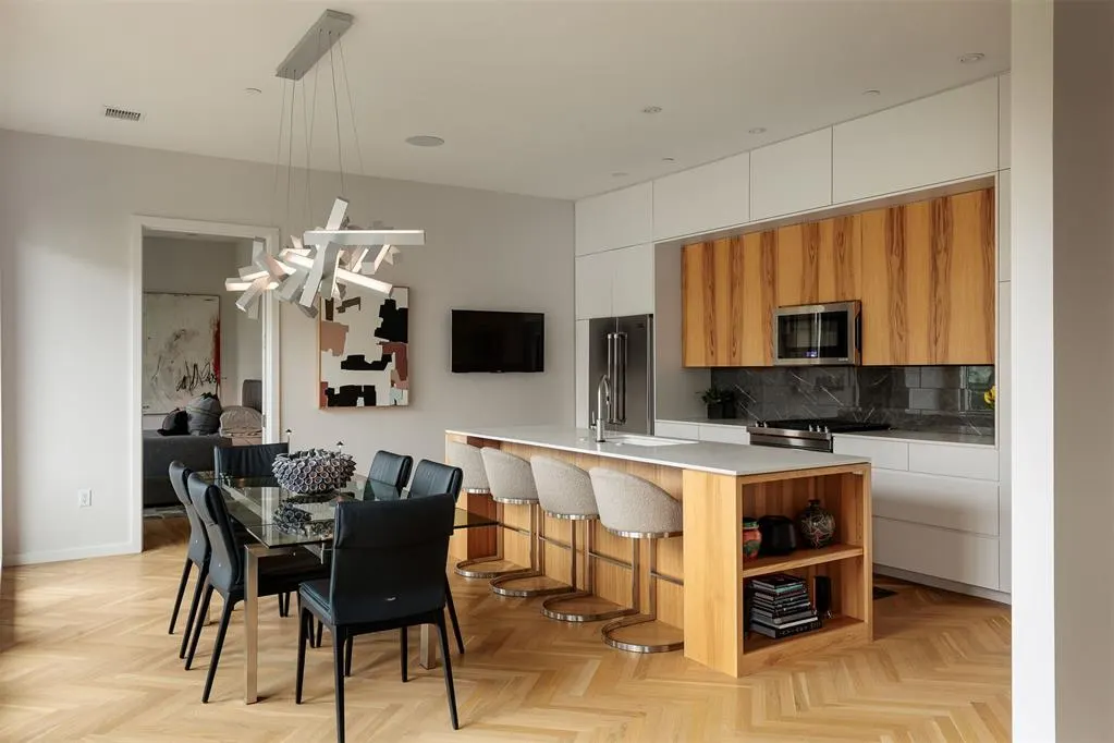 Photo 4 — 701 N Hudson Avenue 304, Oklahoma City, OK 73102