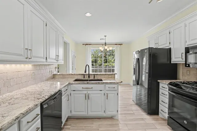 Photo 8 — 4104 Ainsley Court, Edmond, OK 73034