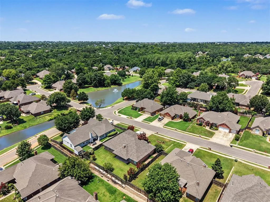 Photo 32 — 4104 Ainsley Court, Edmond, OK 73034