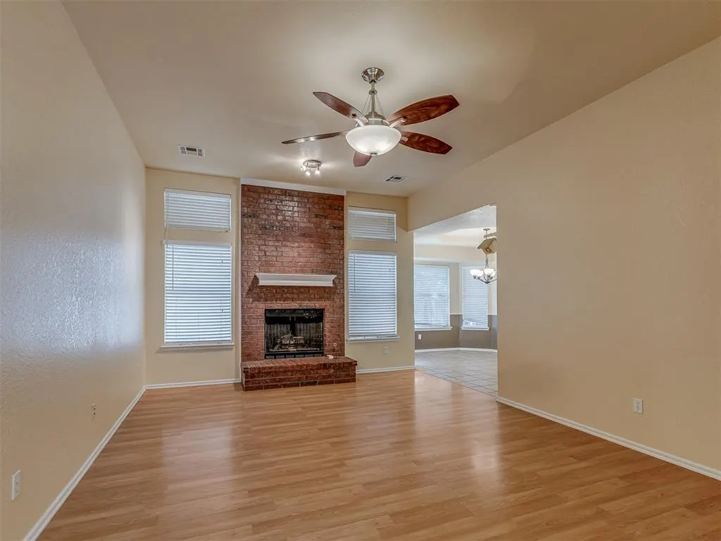 Photo 6 — 2904 Canyon Oaks Court, Norman, OK 73071