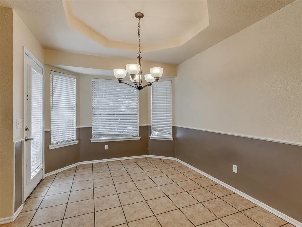 Photo 11 — 2904 Canyon Oaks Court, Norman, OK 73071