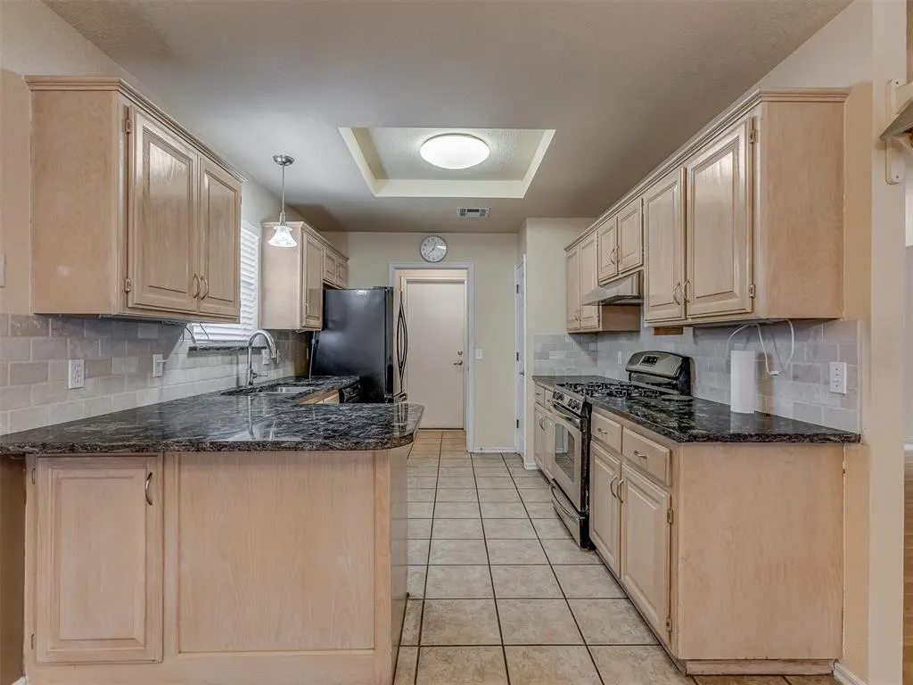 Photo 13 — 2904 Canyon Oaks Court, Norman, OK 73071