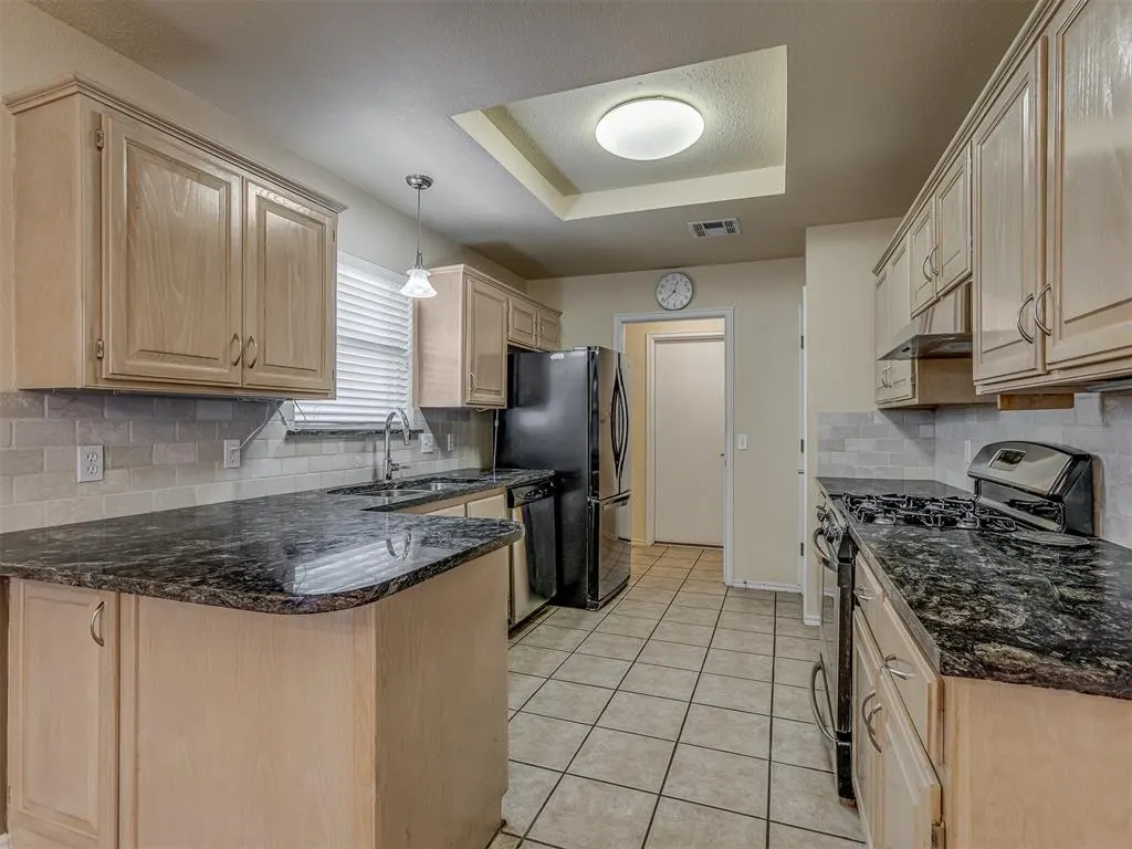Photo 14 — 2904 Canyon Oaks Court, Norman, OK 73071