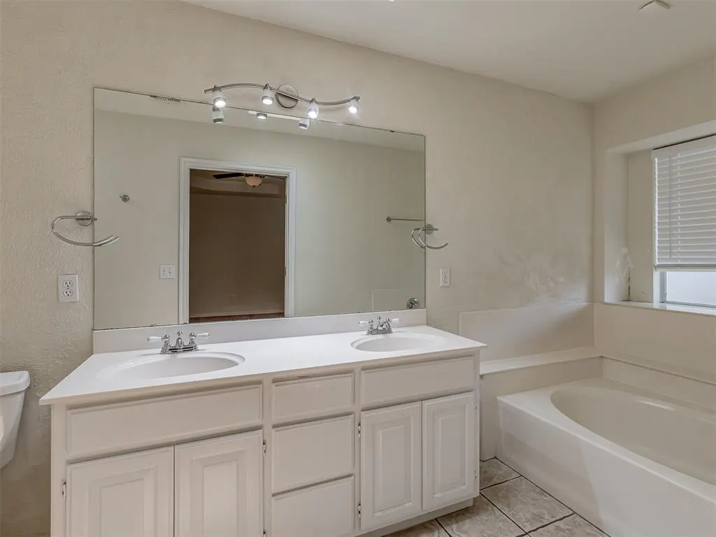 Photo 22 — 2904 Canyon Oaks Court, Norman, OK 73071
