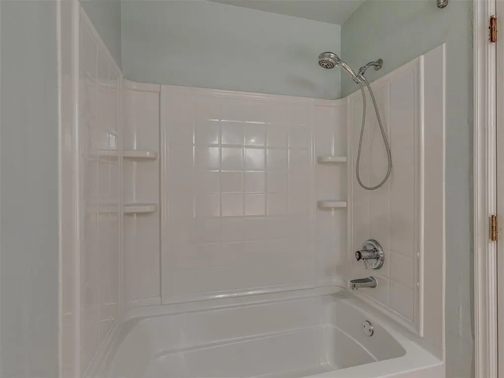 Photo 32 — 2904 Canyon Oaks Court, Norman, OK 73071