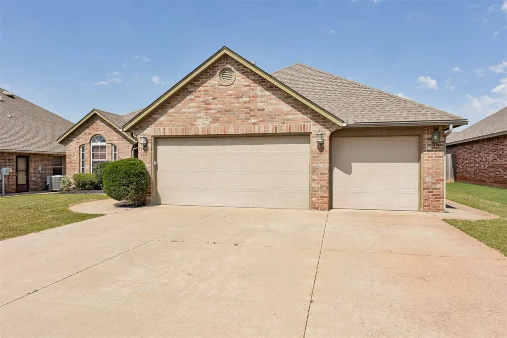 Photo 2 — 3309 Paul Drive, Oklahoma City, OK 73160