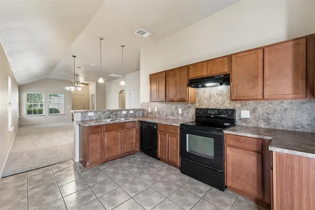 Photo 8 — 1828 NW 147th Street, Edmond, OK 73013