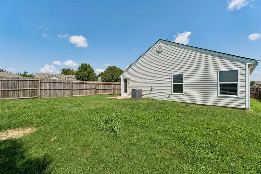 Photo 19 — 1828 NW 147th Street, Edmond, OK 73013