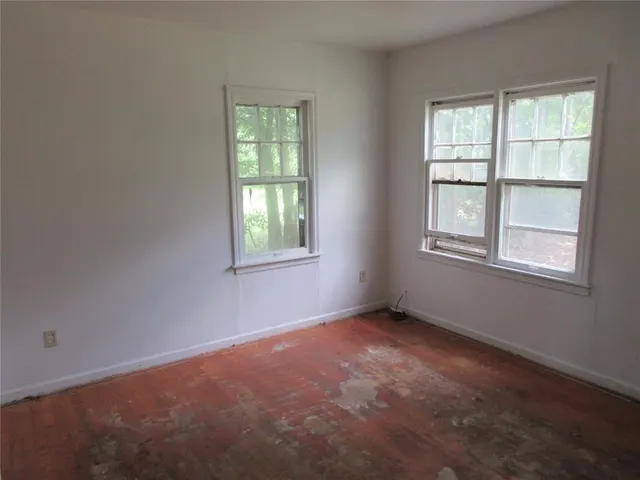 Photo 7 — 612 E Walnut Street, Tecumseh, OK 74873