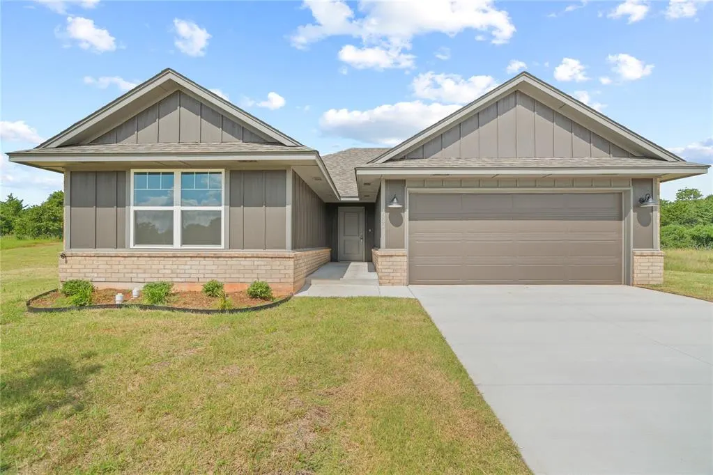Photo 2 — 4680 Lincoln Landing, Harrah, OK 73045