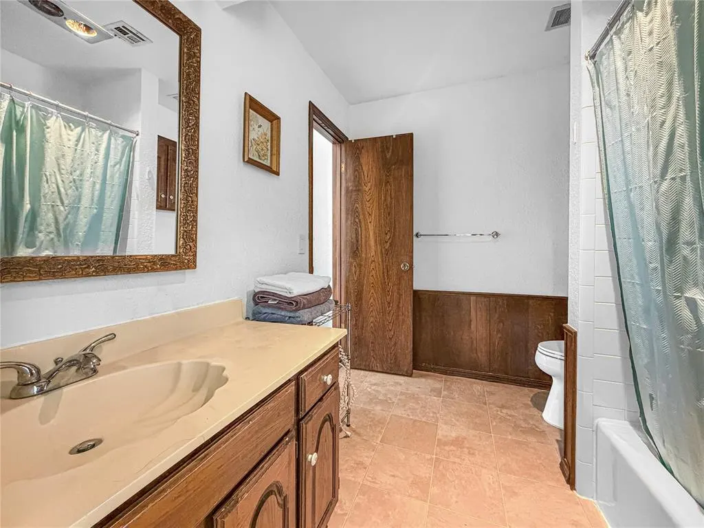 Photo 10 — 401 Timberwind Road, Edmond, OK 73034